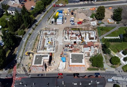 Budowa bloku mieszkalnego i lokali usługowych w centrum Rybnika przy ulicy Hallera 