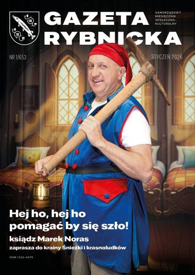 Okładka bieżącego numeru Gazety Rybnickiej - ks. Marek Noras w stroju krasnoludka