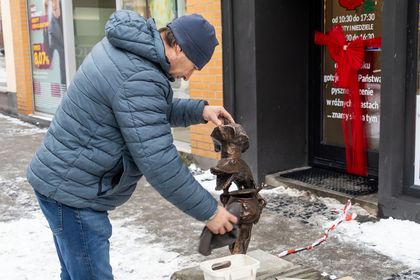 Figutka szczupaka z garnkiem do gotowania