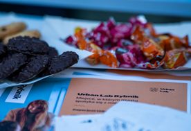 Spotkanie z mieszkańcami na deptaku