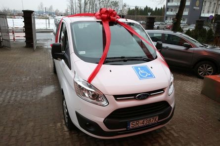 Nowy Bus Zespołu Szkół nr 6. Fot. S. Chwołka 