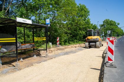prace remontowe na przystanku autobusowym na ul. Prostej